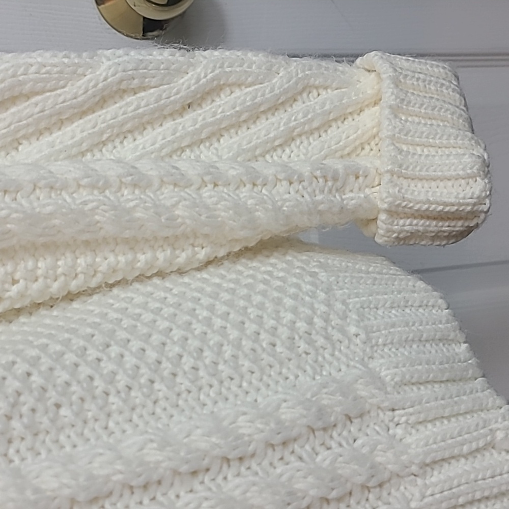 Joe Fresh Cable Knit Sweater - Picture 4 of 10
